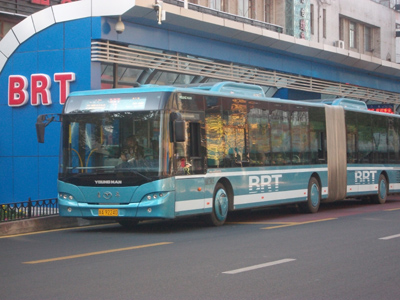 乌鲁木齐市确保冬季BRT快速交通路线的安全顺利运行
