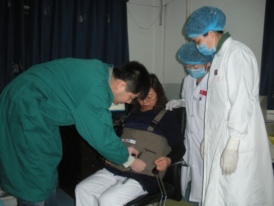 伊犁首个智能胶囊内镜术在农四师医院实施