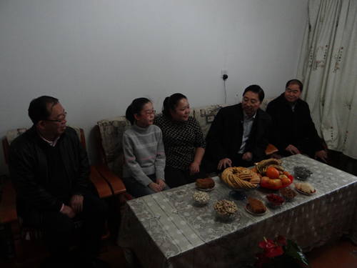 自治区见义勇为基金会“迎新春、送温暖”