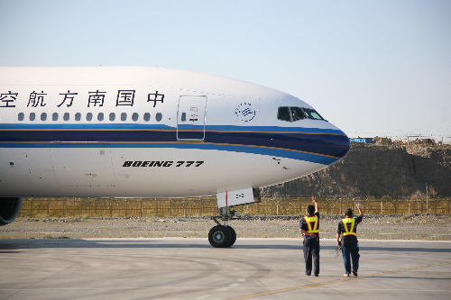 “大飞机”开飞乌-喀什航线首周运送旅客三千余人