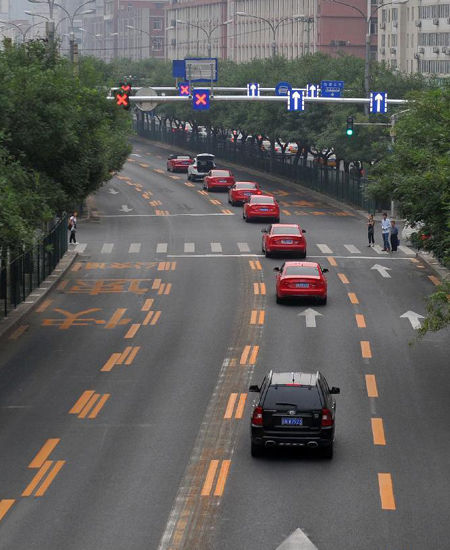 新疆北疆国际汽车机电贸易园汽贸车城隆重开业