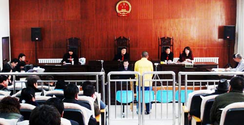 和静法院发挥刑事审判职能作用,依法惩处各类