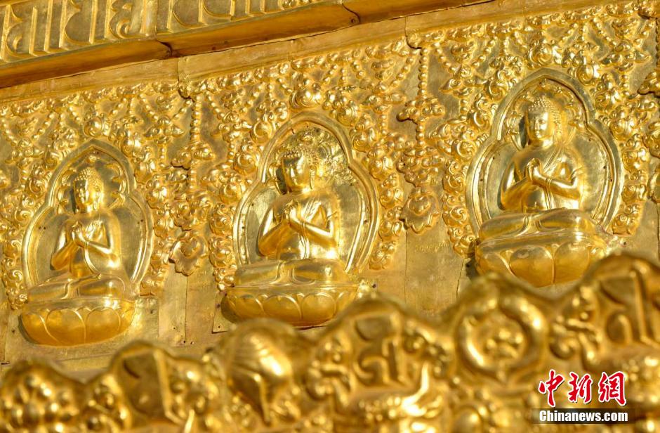 西藏大昭寺史上最大规模金顶维修竣工