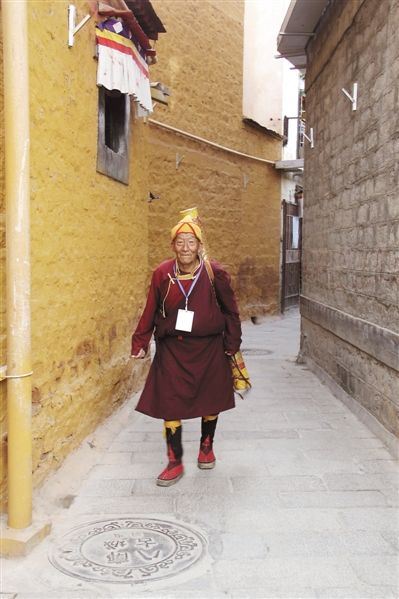 赤列：最后的拉萨喇嘛玛尼说唱艺人