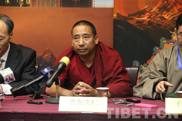 中国藏学家代表团：欢迎外国记者来西藏