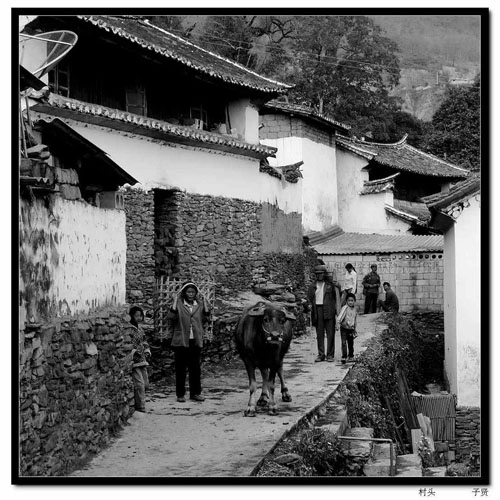 居住在云南南涧彝族村落的老人（组图）