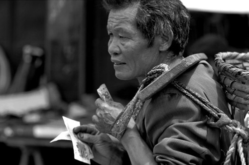 黑白瞬间的面孔