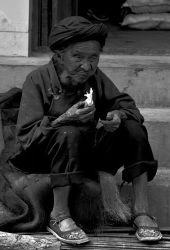 黑白瞬间的面孔