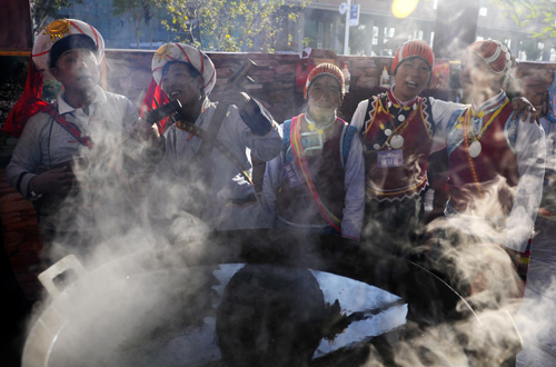 傈僳族“阔时节”：醉了怒江