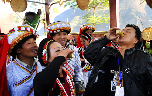 傈僳族“阔时节”：醉了怒江
