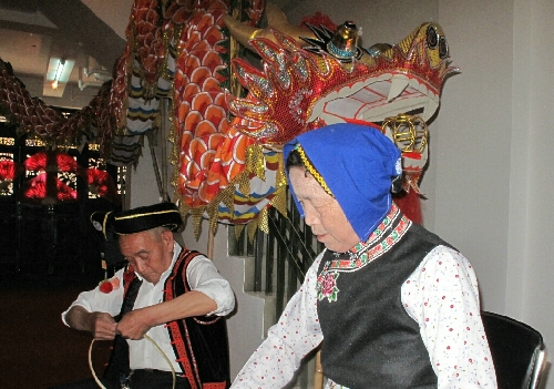 昆明：“古镇庙会”度五一