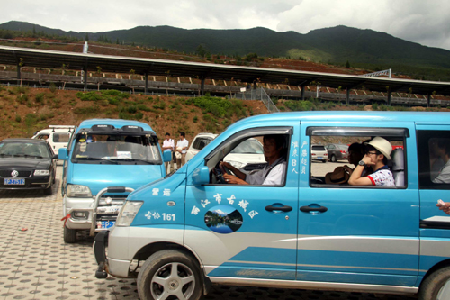 大理-丽江铁路拉动地方旅游和经济发展调查