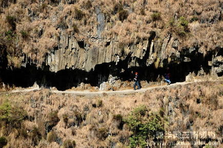雄奇壮美的怒江丙中洛茶马古道[组图]