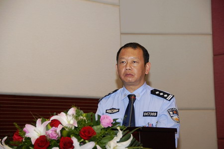 全国公安英模宣讲团在云南省公安厅作专场报告