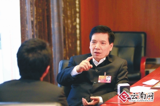 秦光荣的“2012幸福计划”:让孩子们都能快乐幸福