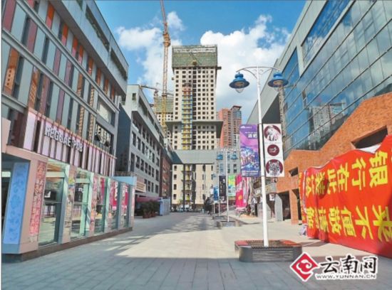 昆明市民对新文化宫失望 回应：要有序管理文化娱乐场所