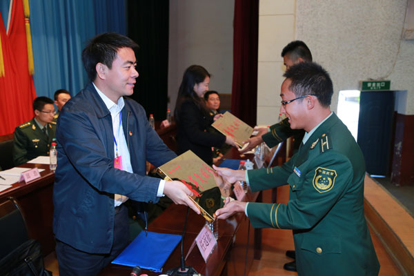公安边防士官学校创新青年官兵培养　践行“中国梦·强军梦”青春使命