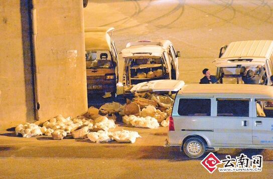 记者探访昆明“米线夜市” 治理方面存在难度