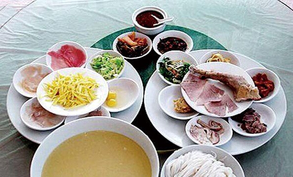 蒙河铁路今天开通 免票3天纯属谣言