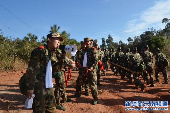 武警云南省森林总队500新兵野营拉练迎战森林防火期