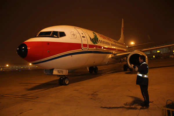 东航云南圆满实现2012安全生产年