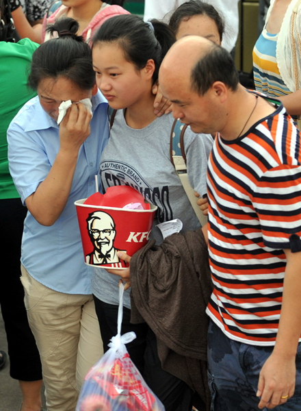 韩亚空难事件浙江江山中学师生回到家乡（图）