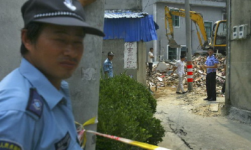 浙江慈溪疑似煤气泄漏爆炸事故造成7人伤亡