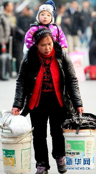 车站“众生相”