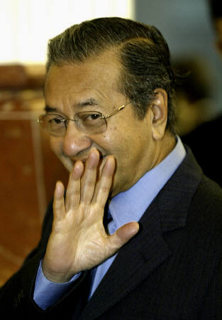 http://www.chinadaily.com.cn/en/doc/2003-11/04/xinsrc_d43cfd3bf0294d4ba3dc91ec0c1589a7_mahathir.jpg