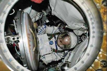 Report: Manned space launch planned Oct. 15