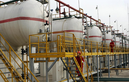 China sets up oil reserve center