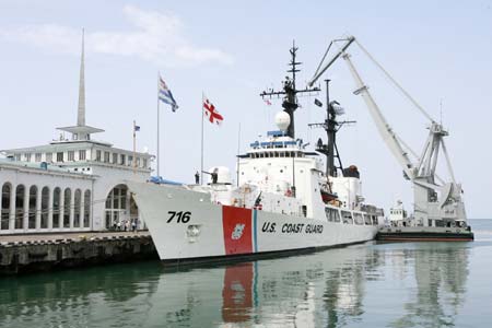 US, Russia anchor military ships in Georgian ports