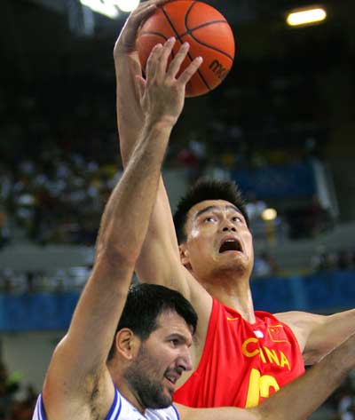 Basketball - Athens Olympic Games 2004 - Men's Preliminary Round