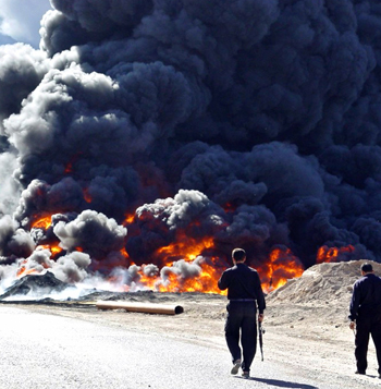 iraq,oil,burning,blast