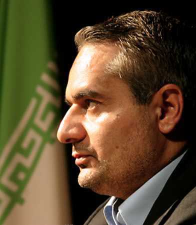 Hossein Mousavian, Iran's chief delegate to the International Atomic Energy Agency, speaks to the media at the Iranian embassy in Beijing, November 24, 2004. Mousavian said Iran would never be prepared to dismantle its nuclear programs, but was committed to the nuclear non-proliferation treaty. [Reuters]