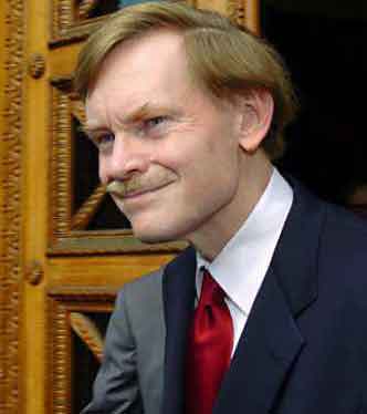 U.S. Trade Representative Robert Zoellick is expected to be named deputy to incoming Secretary of State Condoleezza Rice later this month, a Bush administration official said on January 6, 2005. Zoellick, seen in this July 31 file photo, had also been mentioned as a possible candidate for the presidency of the World Bank. [Reuters]