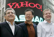Yahoo celebrates a decade online