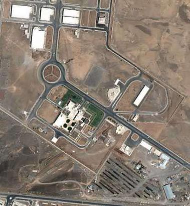 A portion of a suspected nuclear facility in Natanz, Iran is seen in this July 2004 satellite image. Washington is 'hallucinating' if it thinks Iran will scrap its nuclear fuel production plans in return for economic incentives, a senior Iranian official was quoted as saying on March 13, 2005. [Reuters]