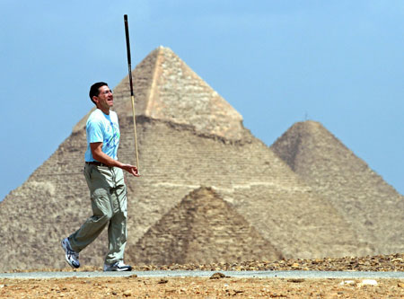 Holder of the most Guinness World Records attempts a new record