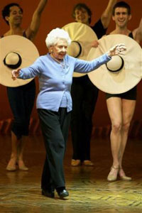 Broadway dancer, 101, in new show