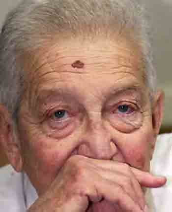 Ezer Weizman, a World War II fighter pilot who helped found the Israeli air force and later served as the country's seventh president, died on April 24, 2005 after a long illness, Israeli officials said. He was 81. Weizman, who built a modern air force that crippled enemy aircraft on the first day of the 1967 Arab-Israeli war, later became a dove who helped shape peace with Egypt and the Palestinians. Weizman is seen in Jerusalem in July 10, 2000 file photo. (Natalie Behring/Reuters)