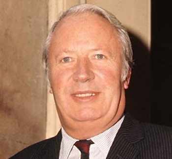 Britain's former Prime Minister Edward Heath, left, seen in this Oct. 29, 1971 file photo, died Sunday July 17, 2005, according to a spokesman. Heath, who led the country from 1970 to 1974, and took Britain into the European Union, had celebrated his 89th birthday last week.(AP