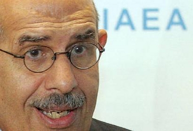 File photo of International Atomic Energy Agency (IAEA) Director General Mohammed ElBaradei briefing the media after an IAEA board of governors meeting in Vienna June 17, 2005.
