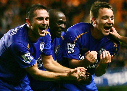 frank lampard house. Chelsea#39;s Frank Lampard (L)