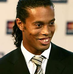 Brazil's Ronaldinho arrives at the FIFPRO World Player Awards at BBC Television Centre in London, September 19, 2005.