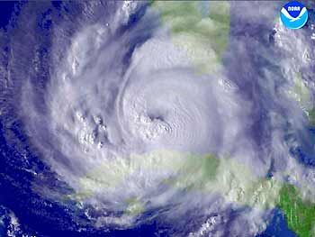 US National Oceanic and Atmospheric Administration (NOAA) satellite image of Hurricane Rita taken at 2045 GMT on September 20, 2005. [Reuters]