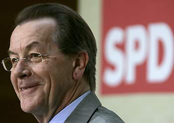 Franz Muentefering, chief of the German Social Democratic Party SPD addresses the media after a party board meeting in Berlin October 6, 2005. Muentefering is slated to become labour minister and vice-chancellor in Germany's next government, a source from the SPD told Reuters on October 13, 2005.