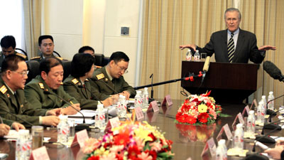 Rumsfeld gives a speech to the students at the Military Science Academy in Beijing, on Thursday. 