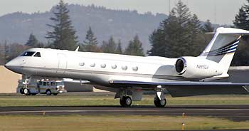 A Nike Inc. corporate jet makes a successful landing after having landing gear problems in Hillsboro, Oregon on November 21, 2005. 