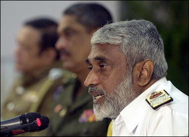 Sri Lanka's top military commander, Admiral Daya Sandagiri (R).
